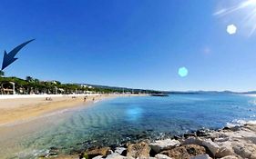 Logement climatisé avec jardin et parking pour 2 personnes en bord de plage